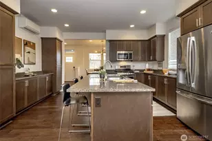 6830 31st Ave SW, Seattle, WA 98126 - Photo 10