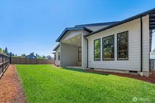 15011 NW 11th Pl, Vancouver, WA 98685 - Photo 40