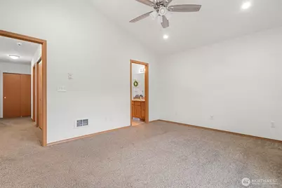 514 SW Hipkins Court, Port Orchard, WA 98367 - Photo 28