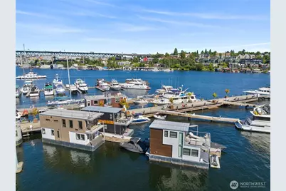 2309 N Northlake Way #10, Seattle, WA 98103 - Photo 4