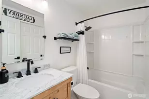 350 E Mountain View Dr, Allyn, WA 98524 - Photo 22