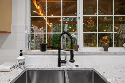 350 E Mountain View Drive, Allyn, WA 98524 - Photo 10