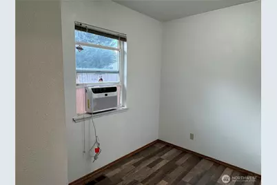 10645 21st Avenue SW, Seattle, WA 98146 - Photo 10