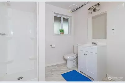 9602 Park Ave S, Tacoma, WA 98444 - Photo 14