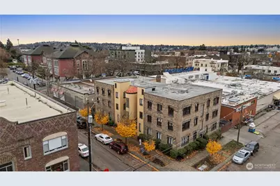 4515 Burke Avenue N, Seattle, WA 98103 - Photo 38