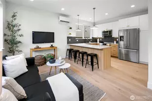 318 B N 84th St, Seattle, WA 98103 - Photo 6