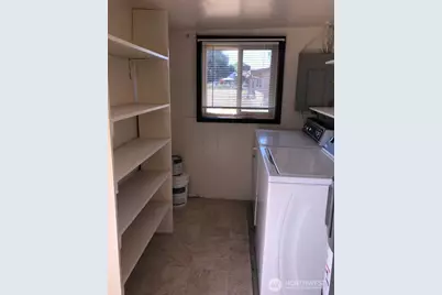 210 Williams Avenue N, Renton, WA 98056 - Photo 6