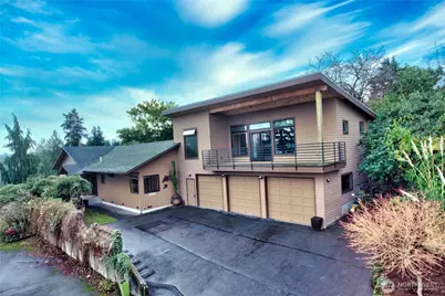 4322 29th Avenue W, Seattle, WA 98199 - Photo 2