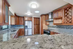 4322 29th Ave W, Seattle, WA 98199 - Photo 12