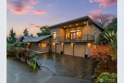 4322 29th Avenue W, Seattle, WA 98199 - Photo 1