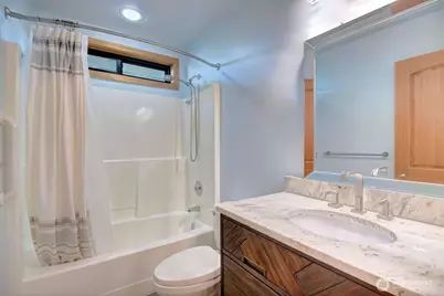 4322 29th Avenue W, Seattle, WA 98199 - Photo 32