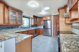 4322 29th Ave W, Seattle, WA 98199 - Photo 14