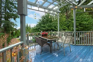 12117 Clearview Dr, Edmonds, WA 98026 - Photo 32