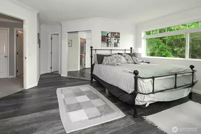 12117 Clearview Drive, Edmonds, WA 98026 - Photo 20