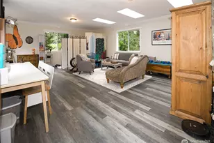 12117 Clearview Dr, Edmonds, WA 98026 - Photo 26