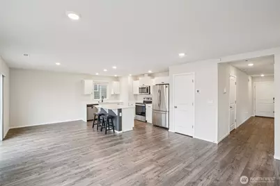 1302 W Larsen Drive, La Center, WA 98629 - Photo 4