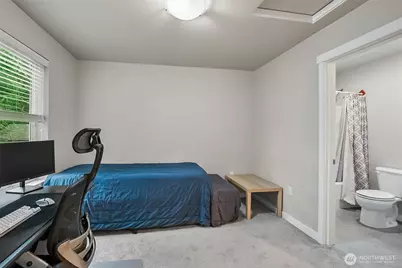 2002 101 Street SE #4, Lake Stevens, WA 98258 - Photo 18