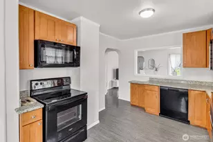 411 7th St SE, Auburn, WA 98002 - Photo 12