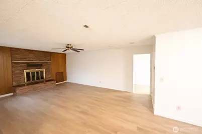 211 Latona Street, Centralia, WA 98531 - Photo 4