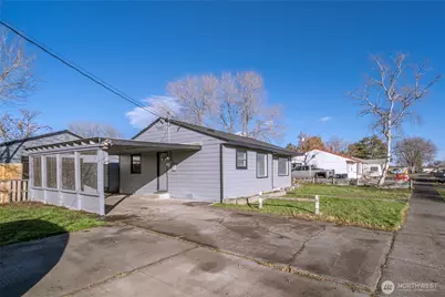 1820 W Lakeside Drive, Moses Lake, WA 98837 - Photo 4