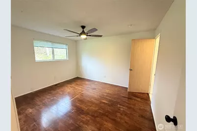 388 NW 11th Court, Oak Harbor, WA 98277 - Photo 18