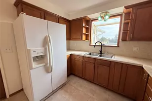 388 NW 11th Ct, Oak Harbor, WA 98277 - Photo 8