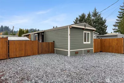 322 Chicago Boulevard S #8, Pacific, WA 98047 - Photo 1