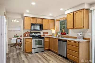 14526 6th Avenue E, Tacoma, WA 98445 - Photo 12