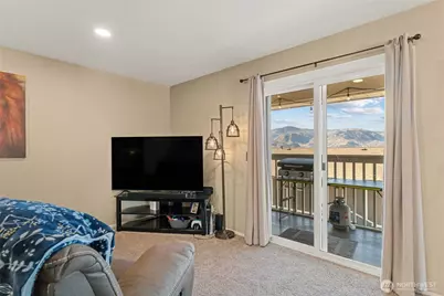 509 2nd Street NE, East Wenatchee, WA 98802 - Photo 4