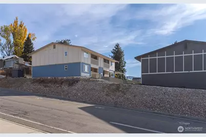 509 2nd Street NE, East Wenatchee, WA 98802 - Photo 18