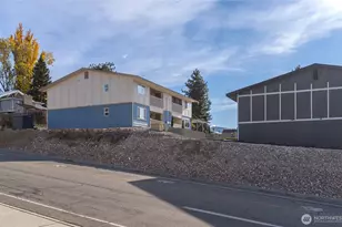 509 2nd St NE, East Wenatchee, WA 98802 - Photo 18