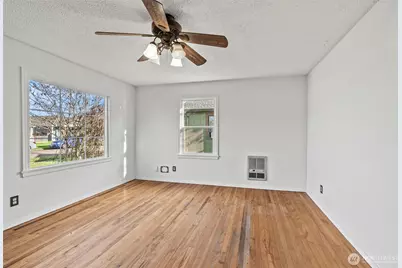 2949 Dover Street, Longview, WA 98632 - Photo 4