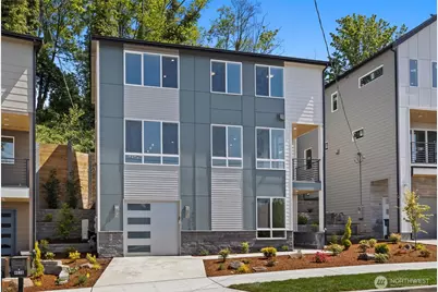 4572 22nd Avenue SW, Seattle, WA 98106 - Photo 2