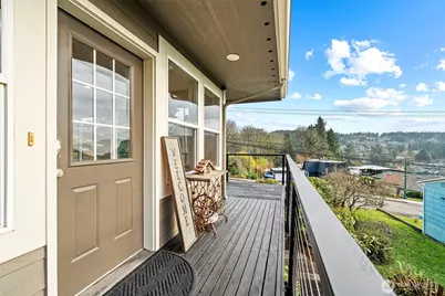 9226 Peacock Hill Ave, Gig Harbor, WA 98332 - Photo 6