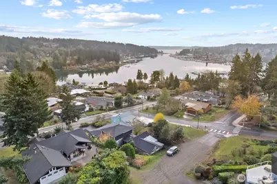 9226 Peacock Hill Ave, Gig Harbor, WA 98332 - Photo 4