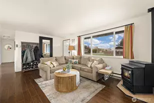 522 Harmony Ln, Enumclaw, WA 98022 - Photo 4