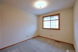 424 16th St SW, Puyallup, WA 98371 - Photo 22