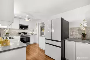 4515 NE 17th Pl, Renton, WA 98059 - Photo 6