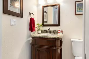 12119 NE 141st St, Kirkland, WA 98034 - Photo 8