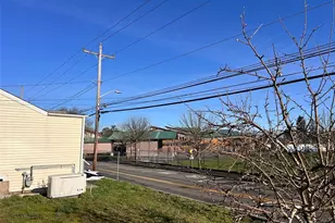 10049 8th Ave SW, Seattle, WA 98146 - Photo 8