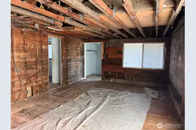 10049 8th Avenue SW, Seattle, WA 98146 - Photo 16