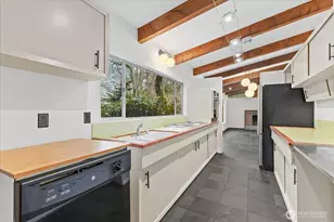 1001 NW 175th St, Shoreline, WA 98177 - Photo 14