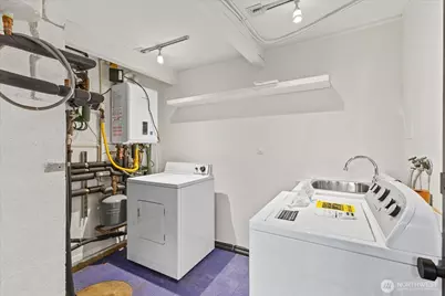 1001 NW 175th Street, Shoreline, WA 98177 - Photo 16