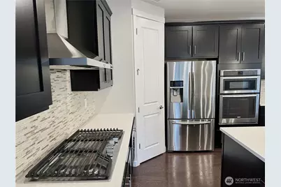 737 197th Ave SE, Sammamish, WA 98074 - Photo 10