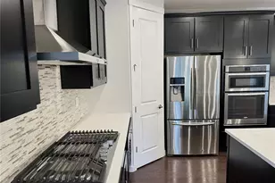 737 197th Ave SE, Sammamish, WA 98074 - Photo 10