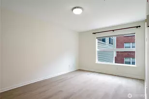 621 5th Ave N, Seattle, WA 98109 - Photo 4