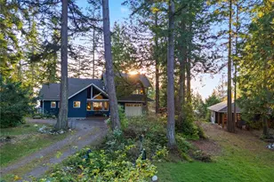 7404 Holiday Blvd, Anacortes, WA 98221 - Photo 8