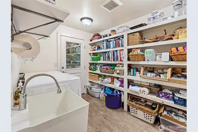 7404 Holiday Boulevard, Anacortes, WA 98221 - Photo 22