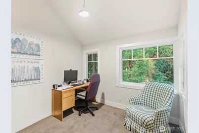 7404 Holiday Boulevard, Anacortes, WA 98221 - Photo 28