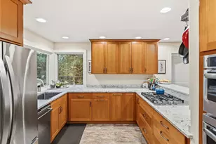 7404 Holiday Blvd, Anacortes, WA 98221 - Photo 14